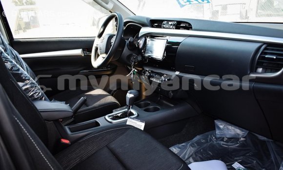 Buy Import Toyota Hilux Other Car in Import - Dubai in Ayeyarwady Buy Import Toyota Hilux Other Car in Import - Dubai in Ayeyarwady