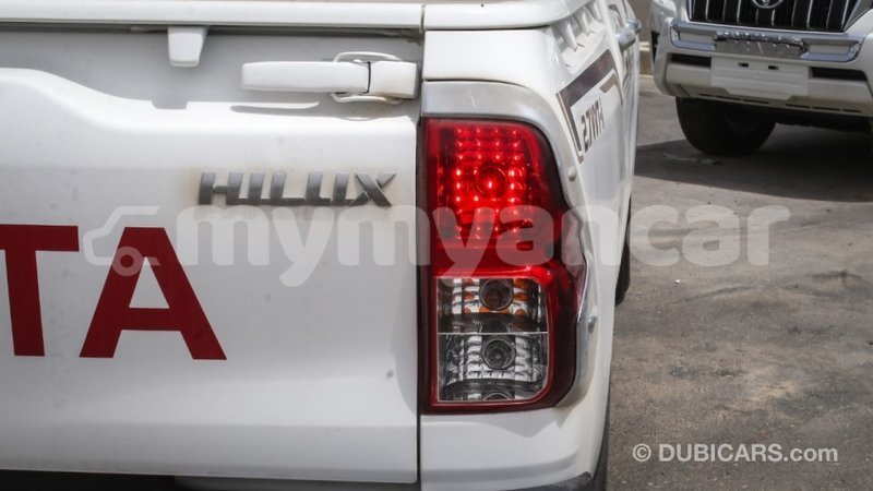Big with watermark toyota hilux ayeyarwady import dubai 2598