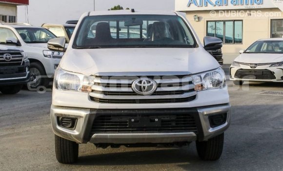 Buy Import Toyota Hilux White Car in Import - Dubai in Ayeyarwady Buy Import Toyota Hilux White Car in Import - Dubai in Ayeyarwady