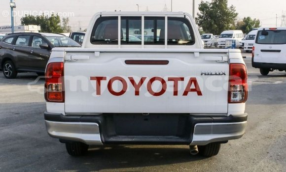 Buy Import Toyota Hilux White Car in Import - Dubai in Ayeyarwady Buy Import Toyota Hilux White Car in Import - Dubai in Ayeyarwady