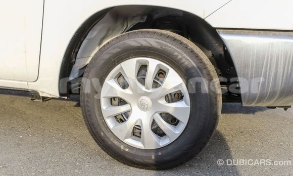 Buy Import Toyota Hilux White Car in Import - Dubai in Ayeyarwady Buy Import Toyota Hilux White Car in Import - Dubai in Ayeyarwady