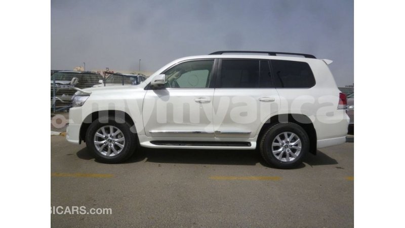 Big with watermark toyota land cruiser ayeyarwady import dubai 2605