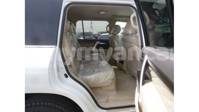 Big with watermark toyota land cruiser ayeyarwady import dubai 2605