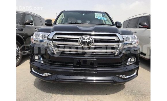 Buy Import Toyota Land Cruiser Black Car in Import - Dubai in Ayeyarwady Buy Import Toyota Land Cruiser Black Car in Import - Dubai in Ayeyarwady