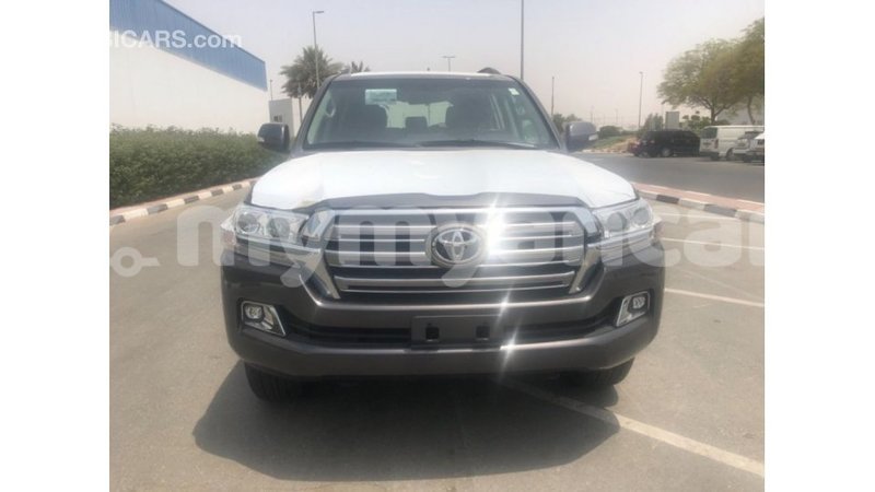 Big with watermark toyota land cruiser ayeyarwady import dubai 2609