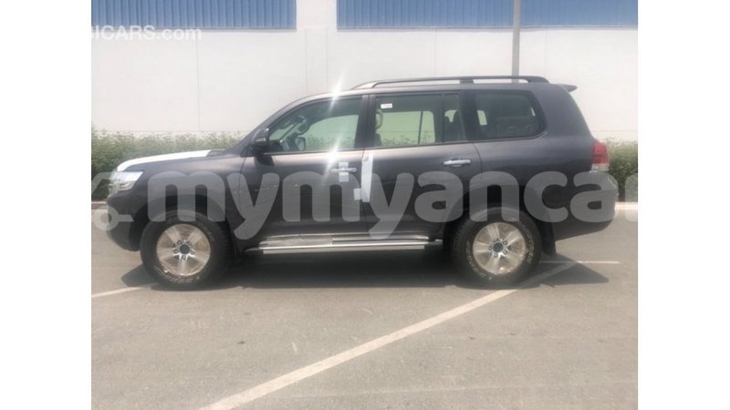 Big with watermark toyota land cruiser ayeyarwady import dubai 2609