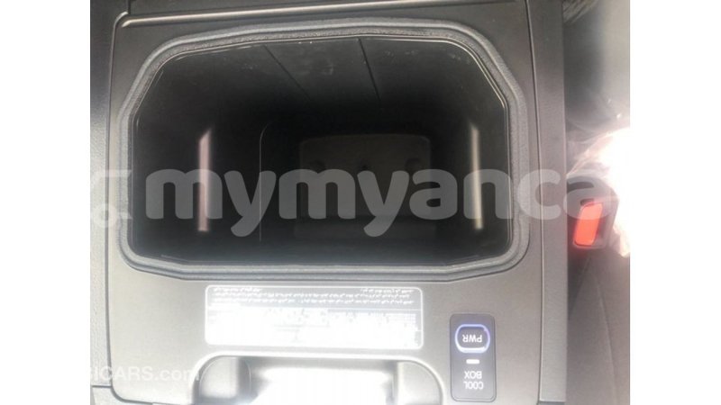 Big with watermark toyota land cruiser ayeyarwady import dubai 2609