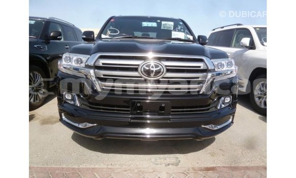 သွင်းကုန် Toyota Land Cruiser Black ကား Import - Dubai Ayeyarwady သွင်းကုန် Toyota Land Cruiser Black ကား Import - Dubai Ayeyarwady