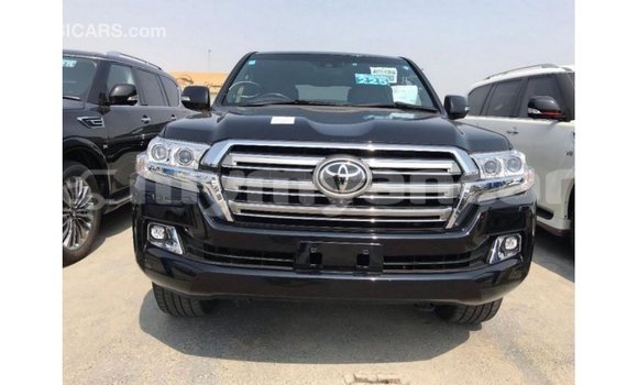 Buy Import Toyota Land Cruiser Black Car in Import - Dubai in Ayeyarwady Buy Import Toyota Land Cruiser Black Car in Import - Dubai in Ayeyarwady