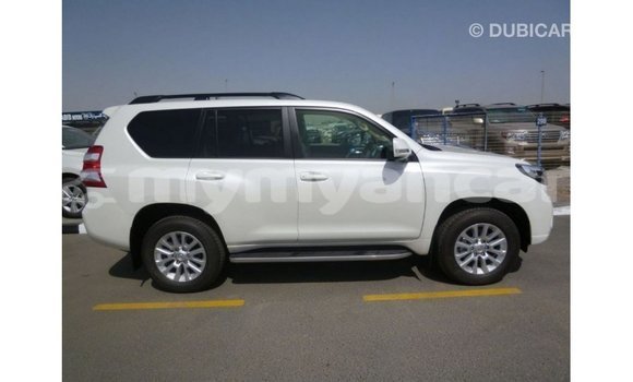 သွင်းကုန် Toyota Prado White ကား Import - Dubai Ayeyarwady သွင်းကုန် Toyota Prado White ကား Import - Dubai Ayeyarwady