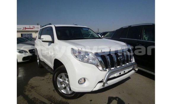 သွင်းကုန် Toyota Prado White ကား Import - Dubai Ayeyarwady သွင်းကုန် Toyota Prado White ကား Import - Dubai Ayeyarwady