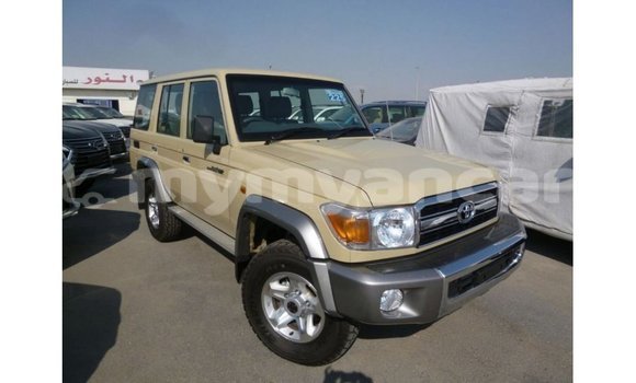 Buy Import Toyota Land Cruiser Beige Car in Import - Dubai in Ayeyarwady Buy Import Toyota Land Cruiser Beige Car in Import - Dubai in Ayeyarwady