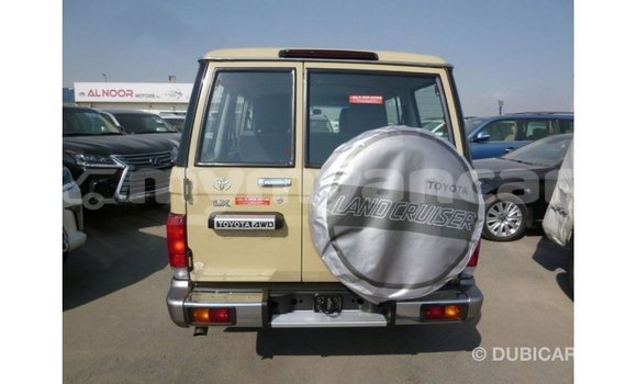 Buy Import Toyota Land Cruiser Beige Car in Import - Dubai in Ayeyarwady Buy Import Toyota Land Cruiser Beige Car in Import - Dubai in Ayeyarwady