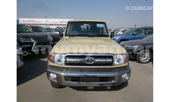 Buy Import Toyota Land Cruiser Beige Car in Import - Dubai in Ayeyarwady Buy Import Toyota Land Cruiser Beige Car in Import - Dubai in Ayeyarwady