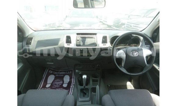 Buy Import Toyota Hilux Blue Car in Import - Dubai in Ayeyarwady Buy Import Toyota Hilux Blue Car in Import - Dubai in Ayeyarwady