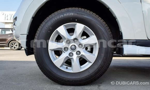 Acheter Import Voiture Mitsubishi Pajero Blanc à Import - Dubai, #<Region:0x000000000c5121b8>