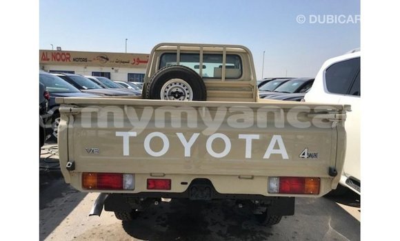 Buy Import Toyota Land Cruiser Beige Car in Import - Dubai in Ayeyarwady Buy Import Toyota Land Cruiser Beige Car in Import - Dubai in Ayeyarwady