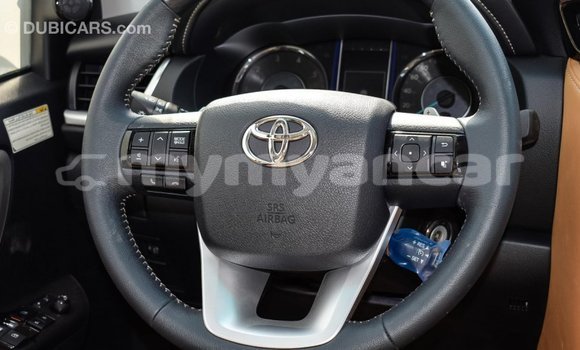သွင်းကုန် Toyota Fortuner White ကား Import - Dubai Ayeyarwady သွင်းကုန် Toyota Fortuner White ကား Import - Dubai Ayeyarwady