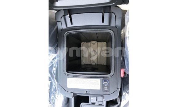 သွင်းကုန် Toyota Prado Black ကား Import - Dubai Ayeyarwady သွင်းကုန် Toyota Prado Black ကား Import - Dubai Ayeyarwady