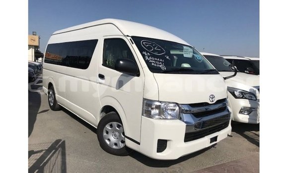 toyota hiace car price