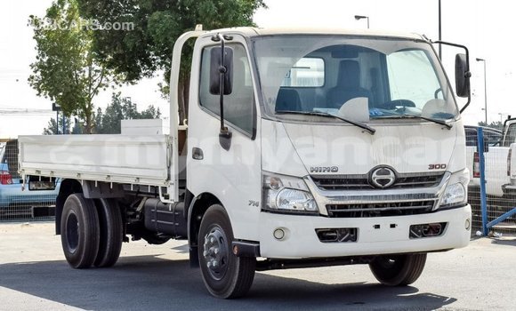 Buy Import Hino 300 Series White Truck in Import - Dubai in Ayeyarwady Buy Import Hino 300 Series White Truck in Import - Dubai in Ayeyarwady