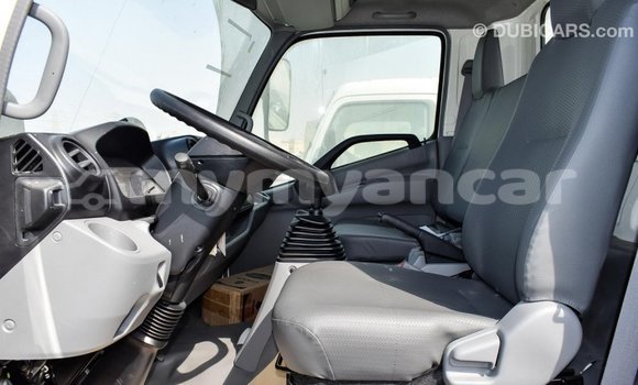 Buy Import Hino 300 Series White Truck in Import - Dubai in Ayeyarwady Buy Import Hino 300 Series White Truck in Import - Dubai in Ayeyarwady