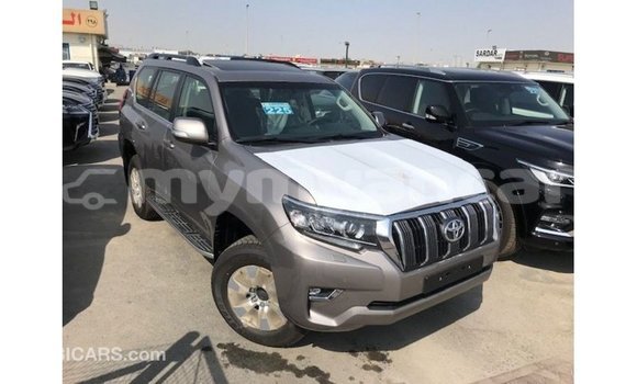 သွင်းကုန် Toyota Prado Brown ကား Import - Dubai Ayeyarwady သွင်းကုန် Toyota Prado Brown ကား Import - Dubai Ayeyarwady