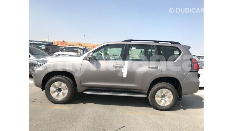 Big with watermark toyota prado ayeyarwady import dubai 2652