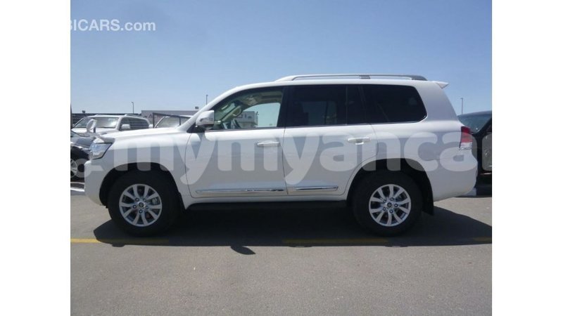 Big with watermark toyota land cruiser ayeyarwady import dubai 2655