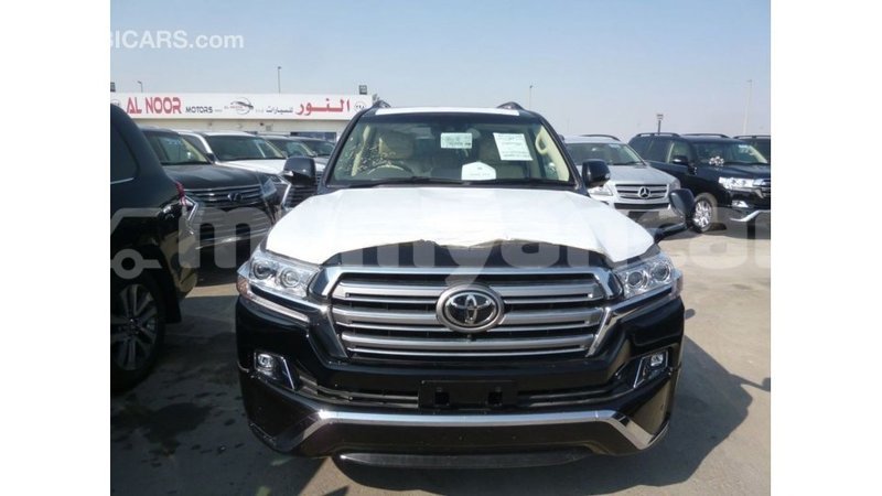 Big with watermark toyota land cruiser ayeyarwady import dubai 2658