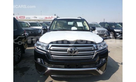 သွင်းကုန် Toyota Land Cruiser Black ကား Import - Dubai Ayeyarwady သွင်းကုန် Toyota Land Cruiser Black ကား Import - Dubai Ayeyarwady