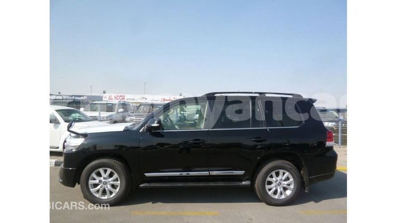 Big with watermark toyota land cruiser ayeyarwady import dubai 2658
