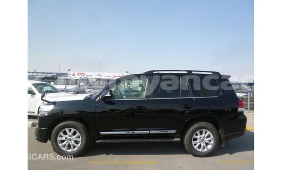 သွင်းကုန် Toyota Land Cruiser Black ကား Import - Dubai Ayeyarwady သွင်းကုန် Toyota Land Cruiser Black ကား Import - Dubai Ayeyarwady