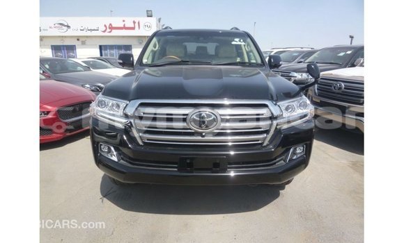 သွင်းကုန် Toyota Land Cruiser Black ကား Import - Dubai Ayeyarwady သွင်းကုန် Toyota Land Cruiser Black ကား Import - Dubai Ayeyarwady