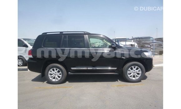 သွင်းကုန် Toyota Land Cruiser Black ကား Import - Dubai Ayeyarwady သွင်းကုန် Toyota Land Cruiser Black ကား Import - Dubai Ayeyarwady