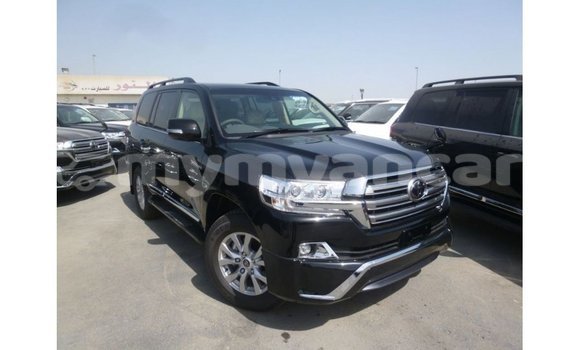 သွင်းကုန် Toyota Land Cruiser Black ကား Import - Dubai Ayeyarwady သွင်းကုန် Toyota Land Cruiser Black ကား Import - Dubai Ayeyarwady