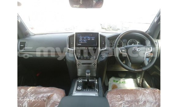 Buy Import Toyota Land Cruiser Black Car in Import - Dubai in Ayeyarwady Buy Import Toyota Land Cruiser Black Car in Import - Dubai in Ayeyarwady