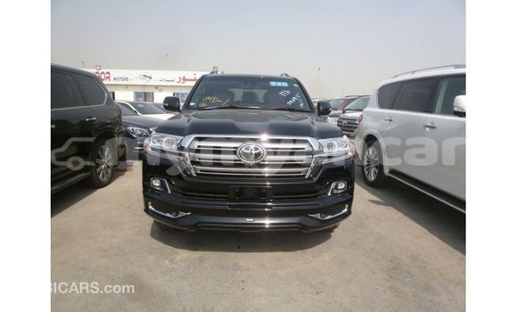 Buy Import Toyota Land Cruiser Black Car in Import - Dubai in Ayeyarwady Buy Import Toyota Land Cruiser Black Car in Import - Dubai in Ayeyarwady