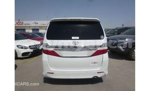 သွင်းကုန် Toyota Vellfire White ကား Import - Dubai Ayeyarwady သွင်းကုန် Toyota Vellfire White ကား Import - Dubai Ayeyarwady
