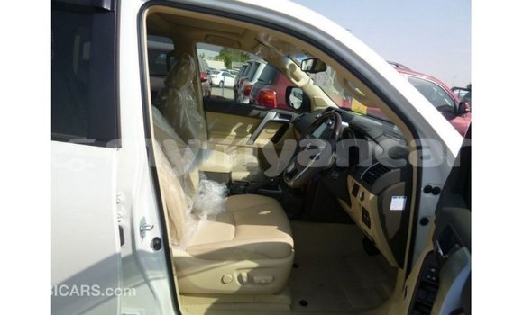 Acheter Import Voiture Toyota Prado Blanc à Import - Dubai, #<Region:0x000000000c5121b8> Acheter Import Voiture Toyota Prado Blanc à Import - Dubai, #<Region:0x000000000c5121b8>