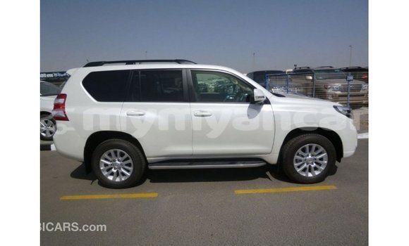 Acheter Import Voiture Toyota Prado Blanc à Import - Dubai, #<Region:0x000000000c5121b8> Acheter Import Voiture Toyota Prado Blanc à Import - Dubai, #<Region:0x000000000c5121b8>