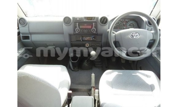 Acheter Import Voiture Toyota Land Cruiser Autre à Import - Dubai, #<Region:0x000000000c5121b8> Acheter Import Voiture Toyota Land Cruiser Autre à Import - Dubai, #<Region:0x000000000c5121b8>