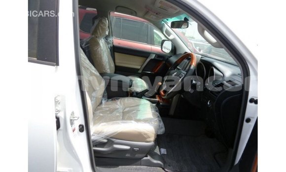 Buy Import Toyota Prado White Car in Import - Dubai in Ayeyarwady Buy Import Toyota Prado White Car in Import - Dubai in Ayeyarwady