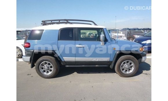Buy Import Toyota FJ Cruiser Blue Car in Import - Dubai in Ayeyarwady Buy Import Toyota FJ Cruiser Blue Car in Import - Dubai in Ayeyarwady