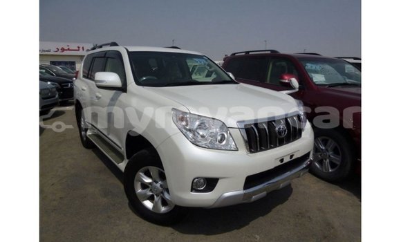 သွင်းကုန် Toyota Prado White ကား Import - Dubai Ayeyarwady သွင်းကုန် Toyota Prado White ကား Import - Dubai Ayeyarwady