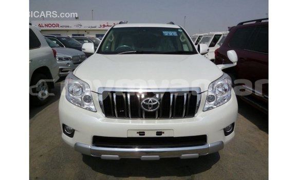 သွင်းကုန် Toyota Prado White ကား Import - Dubai Ayeyarwady သွင်းကုန် Toyota Prado White ကား Import - Dubai Ayeyarwady