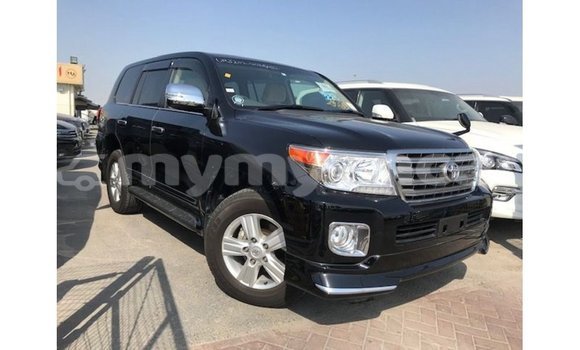 Buy Import Toyota Land Cruiser Black Car in Import - Dubai in Ayeyarwady Buy Import Toyota Land Cruiser Black Car in Import - Dubai in Ayeyarwady