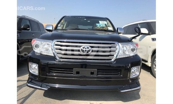 Buy Import Toyota Land Cruiser Black Car in Import - Dubai in Ayeyarwady Buy Import Toyota Land Cruiser Black Car in Import - Dubai in Ayeyarwady