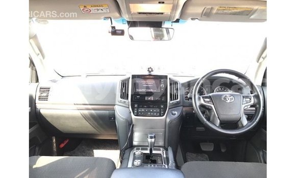 Buy Import Toyota Land Cruiser Other Car in Import - Dubai in Ayeyarwady Buy Import Toyota Land Cruiser Other Car in Import - Dubai in Ayeyarwady