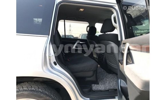 Buy Import Toyota Land Cruiser Other Car in Import - Dubai in Ayeyarwady Buy Import Toyota Land Cruiser Other Car in Import - Dubai in Ayeyarwady